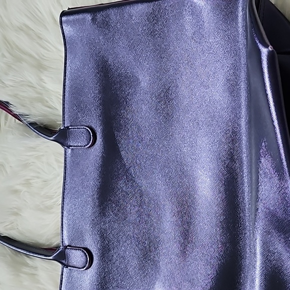 Bath & Body Works Shiny Navy Tote Bag with Gold Sparkle Pouch - Picture 8 of 12